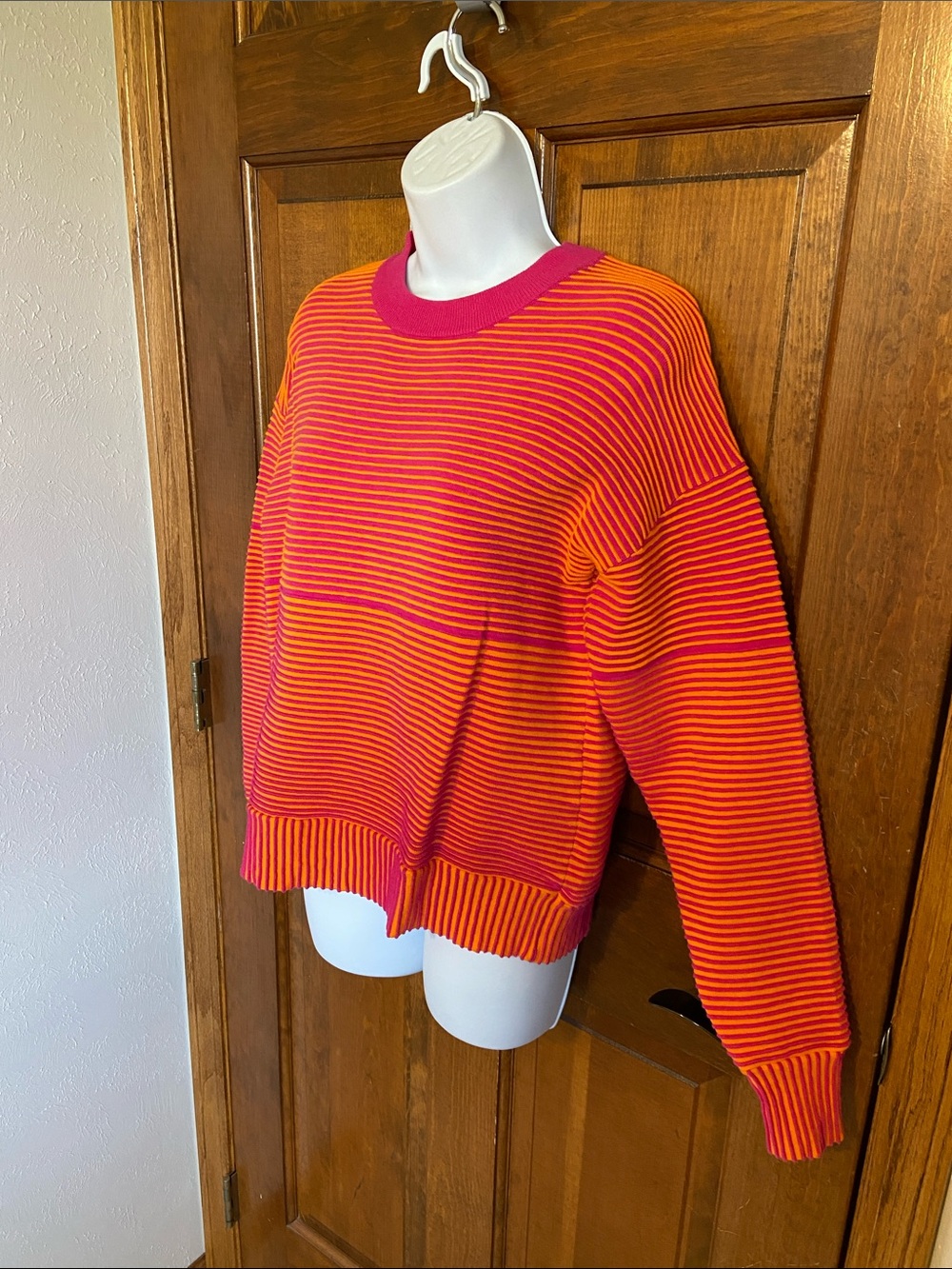 Beach Riot Occulus Sweater in the Sunset Two-Tone Rib colorway Size Small - Picture 5 of 9
